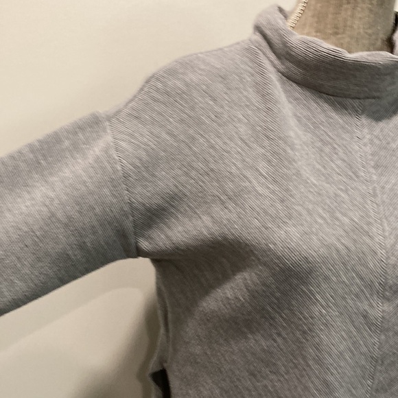ZARA Grey Mock neck Crop Sweater - Picture 6 of 16